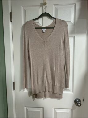 Old Navy Beige V-Neck Lightweight Knit Sweater